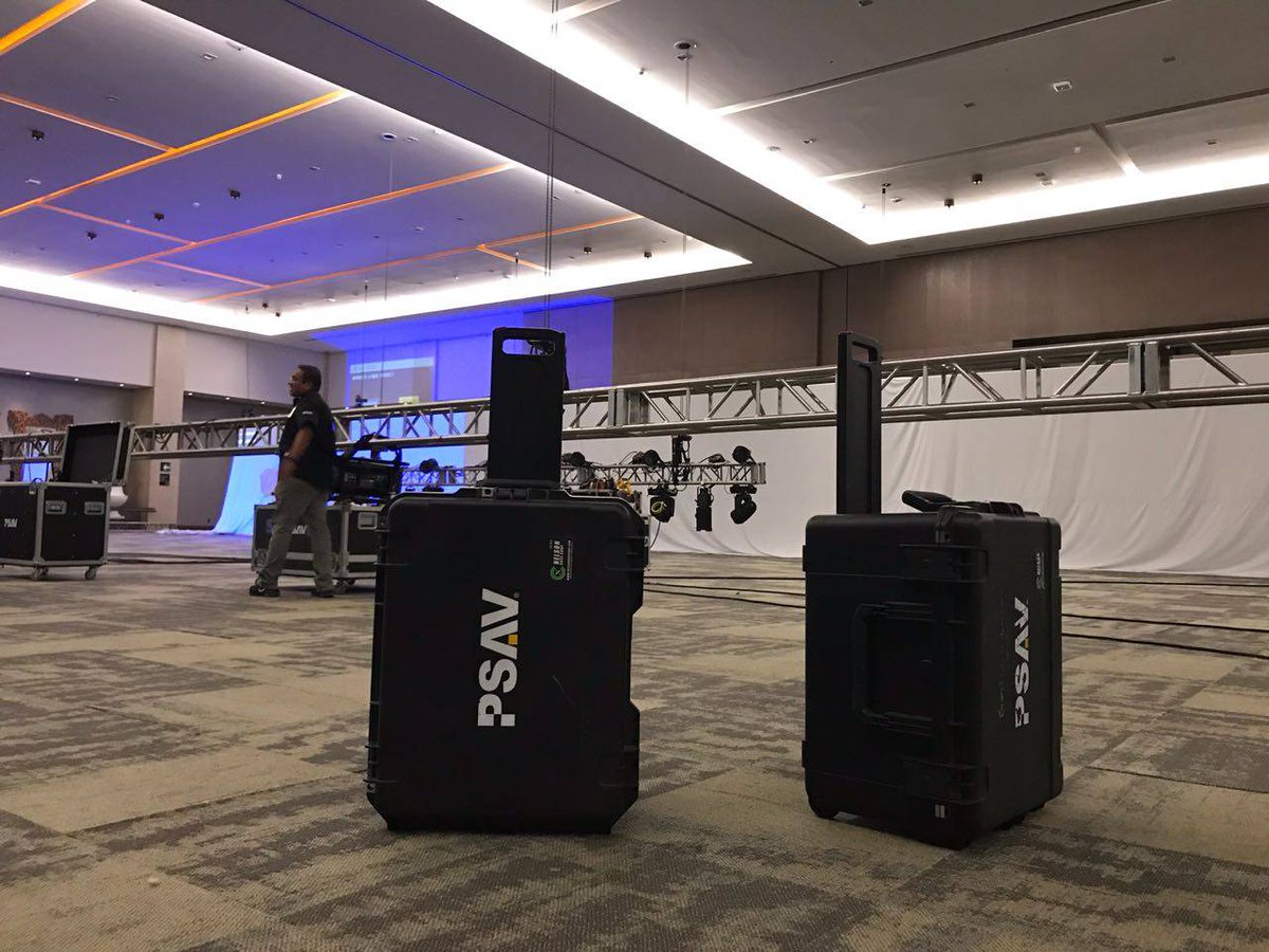 PSAVMX's tweet photo. #PSAVMx presente siempre en los mejores eventos. Esta vez en el @WorldMeetingsFo 2018.
#PuertoVallarta #PassionForMeetings
#WMForum18 #WMForum https://t.co/h2GItoviQp