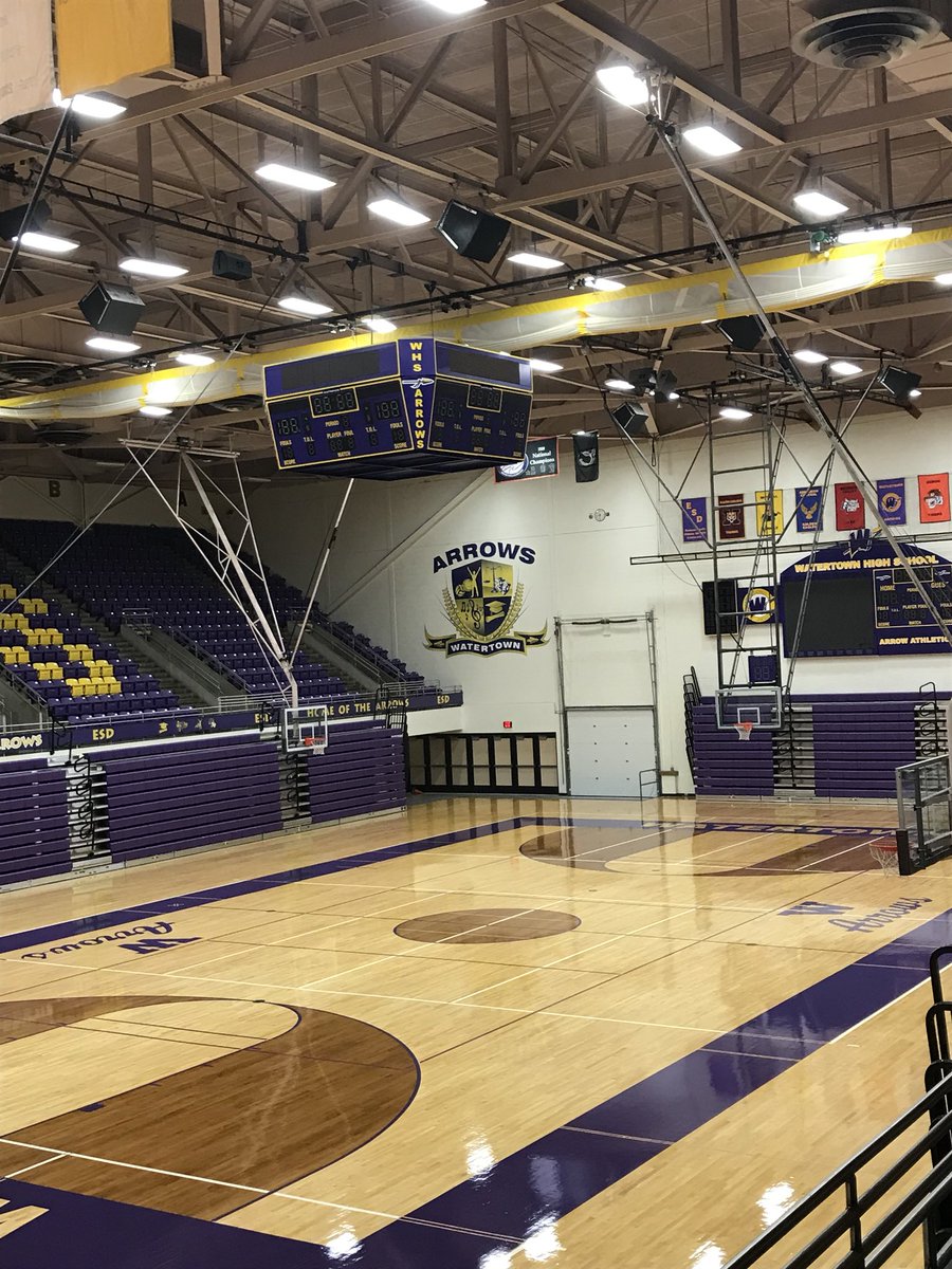 WHSArrowBB's tweet photo. 👀 Take a look at the finished new floor! Looking sharp! #ArrowPride https://t.co/ziUOv4cFWM