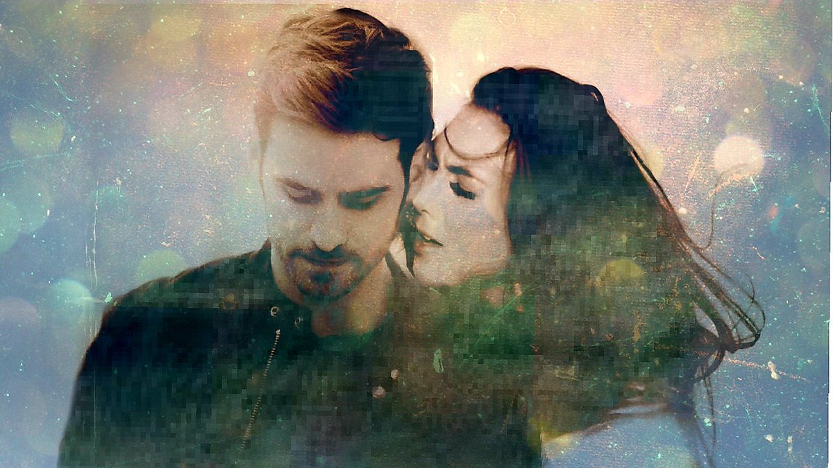 NotTooKeane's tweet image. With a Galaxy run by chaos,
You are my peace.