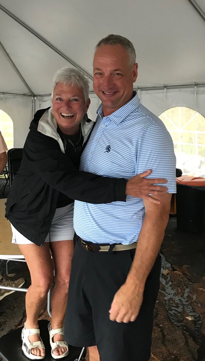 VIRNow's tweet photo. Great visit today with @clubmotorsports and Jim Hoenscheid. We appreciate your hospitality and beautiful country! #NETour https://t.co/zjoPsJUPJa