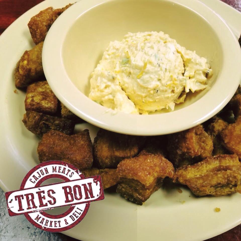 tresbonmeats's tweet photo. Today’s Cajun BBQ Specials are served! #outlawburger #tresbonappetit  #crawfishdip #cracklings #riverridge #nolafoodie #nolacajun #riverridge https://t.co/OHPGCcr3fO