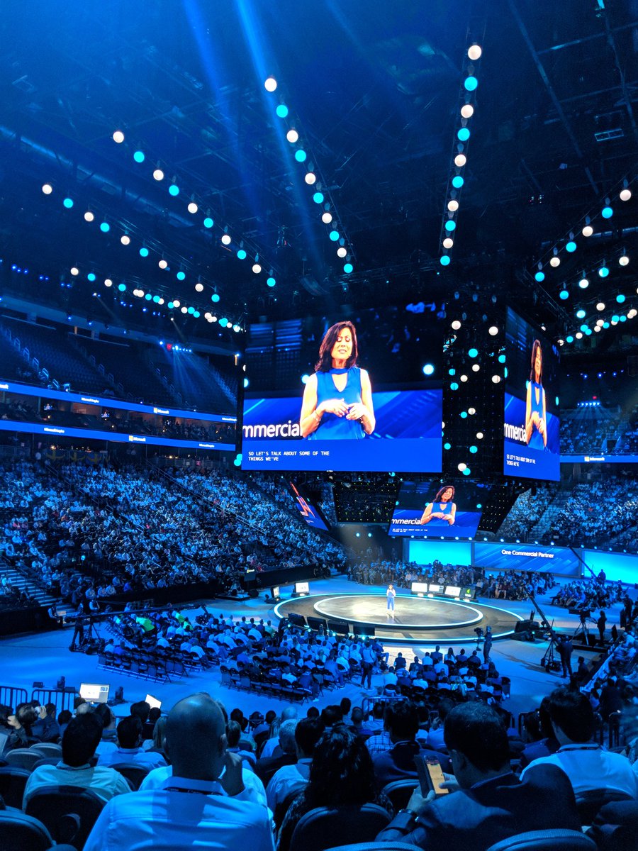 SamTransform360's tweet photo. @gavriels1 Tuesday Morning keynote inspiration. #MSInpire @msPartner @MicrosoftWomen 
@Corus360 https://t.co/LPK12Q8WME