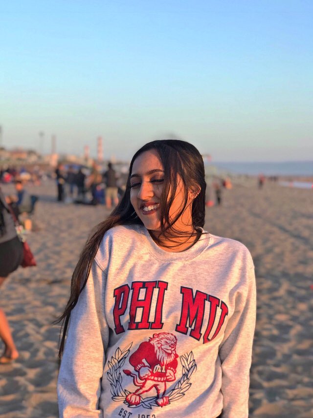 Hope everyone has a terrific Tuesday! We’re a little less than two months until Fall recruitment! Be sure to register with the link in our bio✨