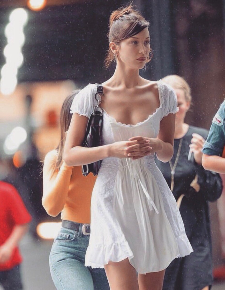 princessbeIIs's tweet photo. “Who are you?” ‘Demon to some, angel to others’ https://t.co/O9nkRNgZ4s