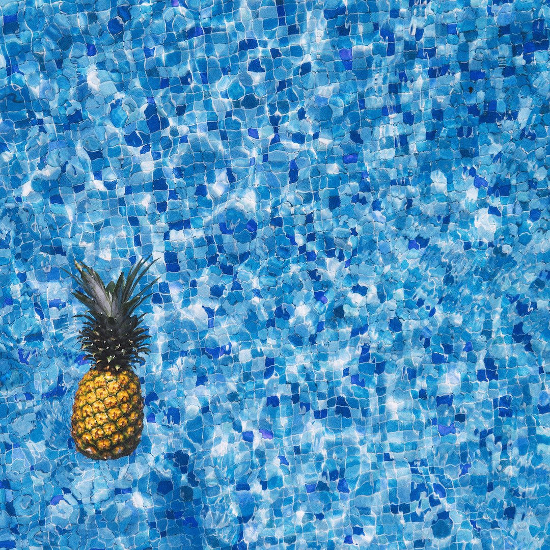summertime vibes 😎 🌊
.
.
.
(p.s. – drink your pineapple in mojo, hello, &amp; happy!) #juicenashville #juicelife