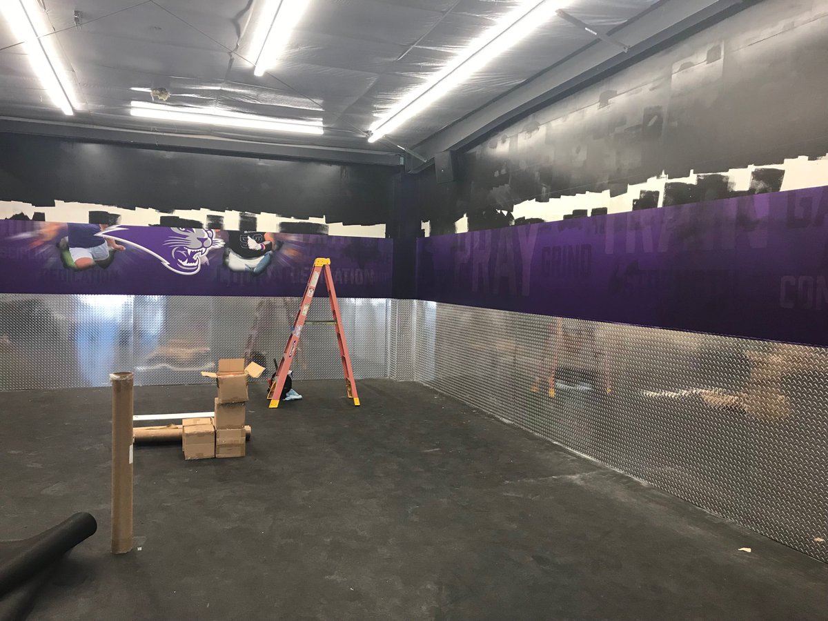 Pittcraft's tweet photo. The walls in the ⁦@sbubearcats⁩ weight room are getting a facelift, #lookinggood #Bearcatroar https://t.co/6uwlJXnU0u
