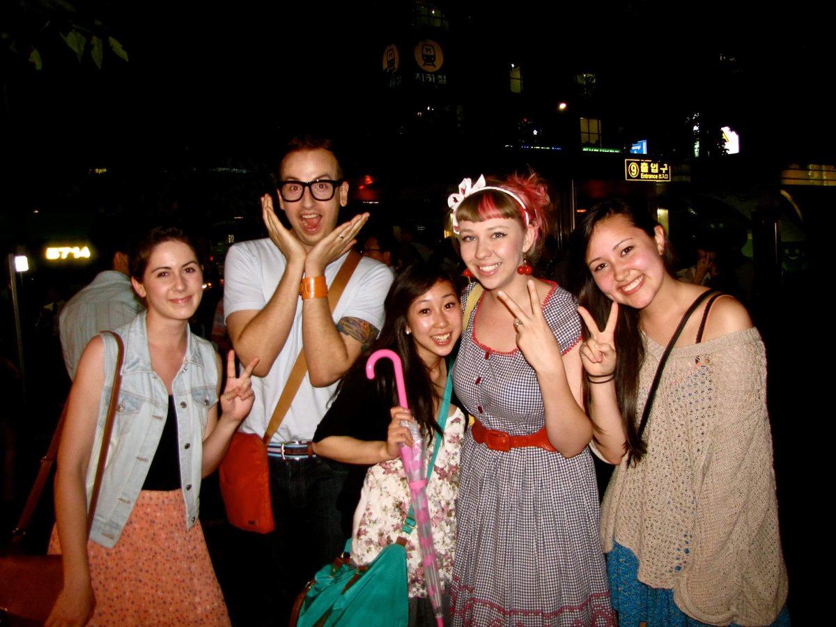 Holy!! 6 years ago I met these amazing and inspiring youtubers. Korea was 10x more wicked with the awesome advice and tips from <a href="/eatyourkimchi/">EatYourKimchi</a> #BlastFromThePast #babyfacesallaround
