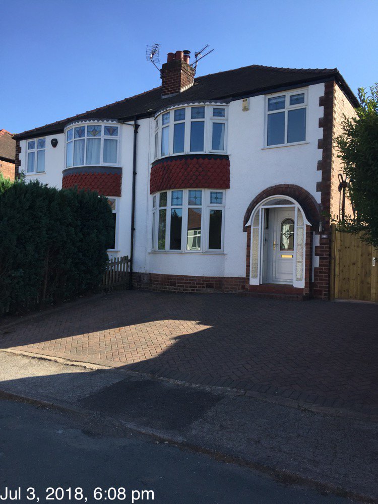 BACK ON THE MARKET! 3 bed part furnished semi in Knutsford town centre, viewing recommended £1200pcm avail NOW (fees apply) 01565 640741