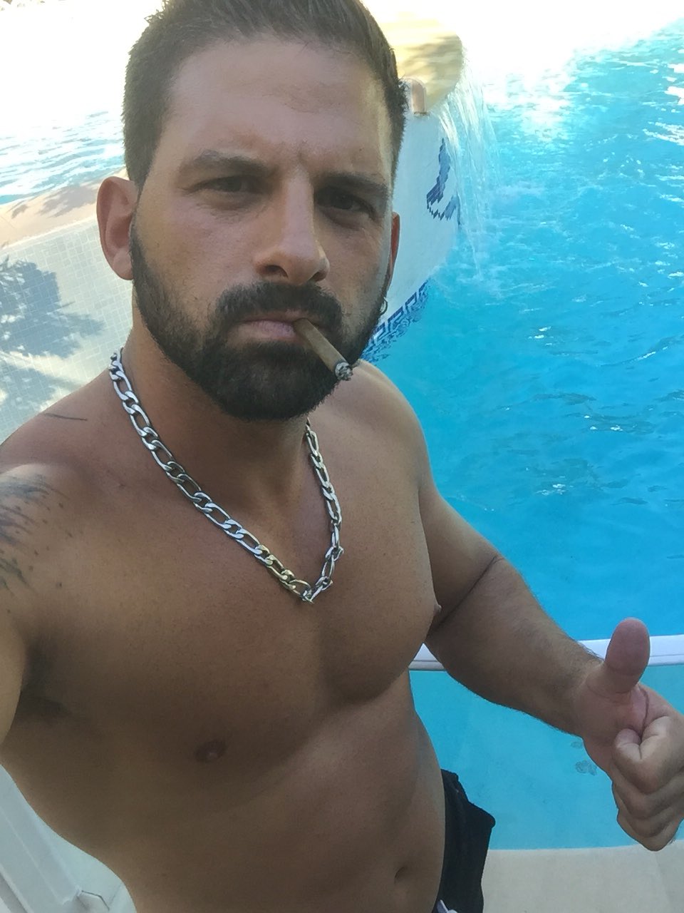 Lorenzo Viota [+18] on X: #elgrîngo #holydays with @anthony13toto #sun  👍👍😜 t.coRYl2O8UTdA  X