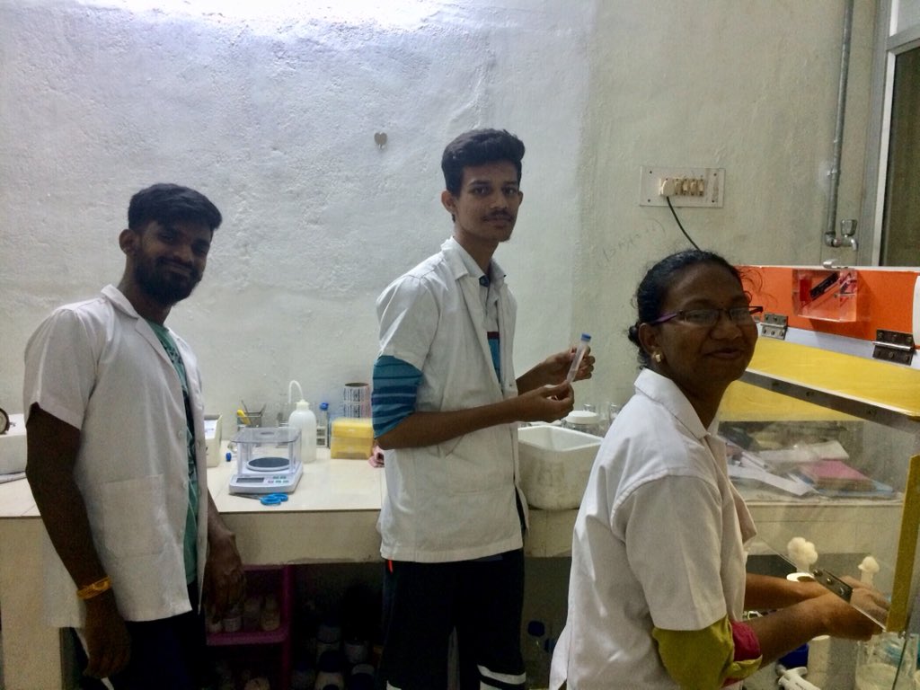 igemRec2018's tweet image. Smiling our way through Interlab! XD #iGem2018 #Interlab