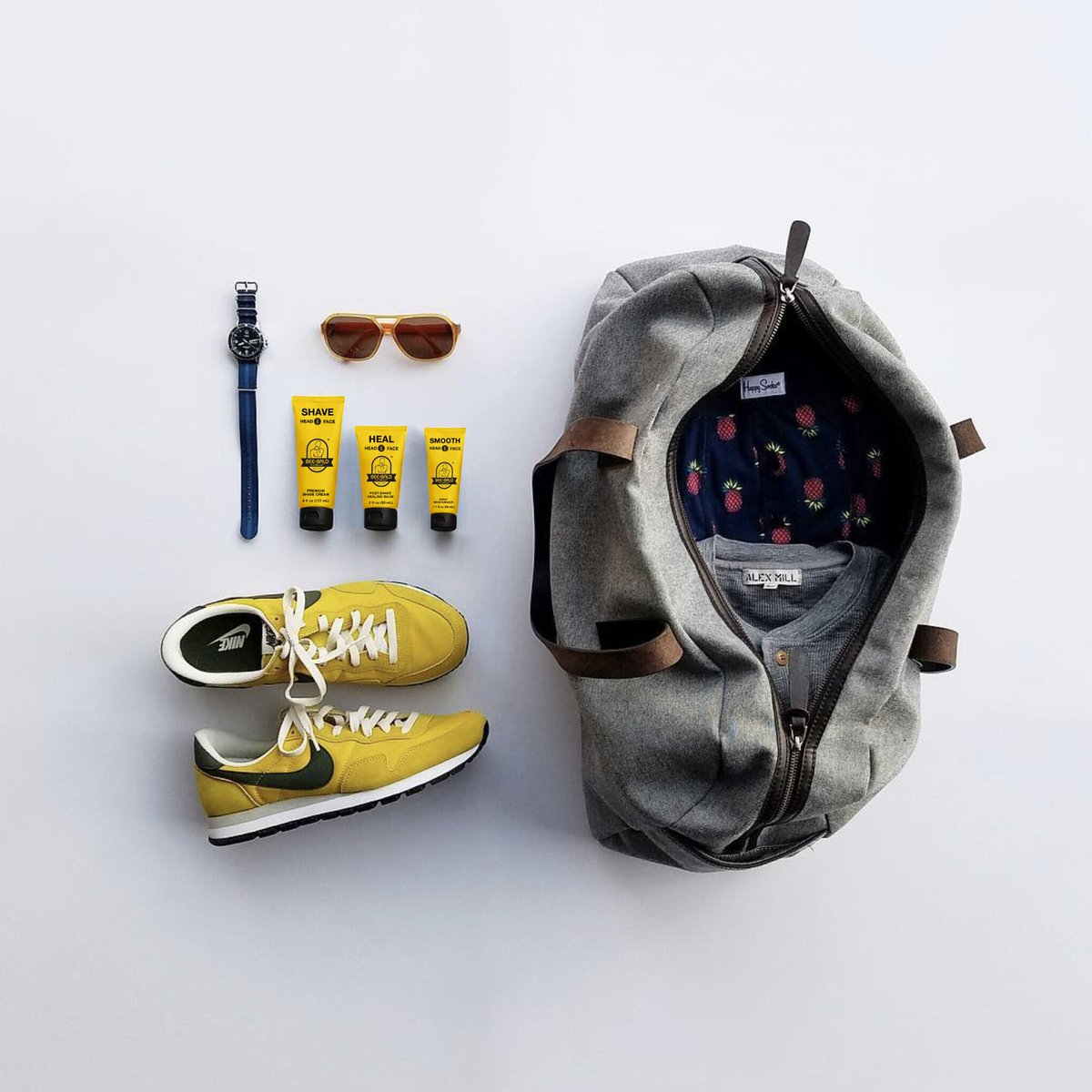 BeeBald's tweet image. Your summer weekend essentials: Bee Bald Shave, Heal and Smooth. bit.ly/2fY4GrD #weekendessentials #vacation #skincare #travelproducts