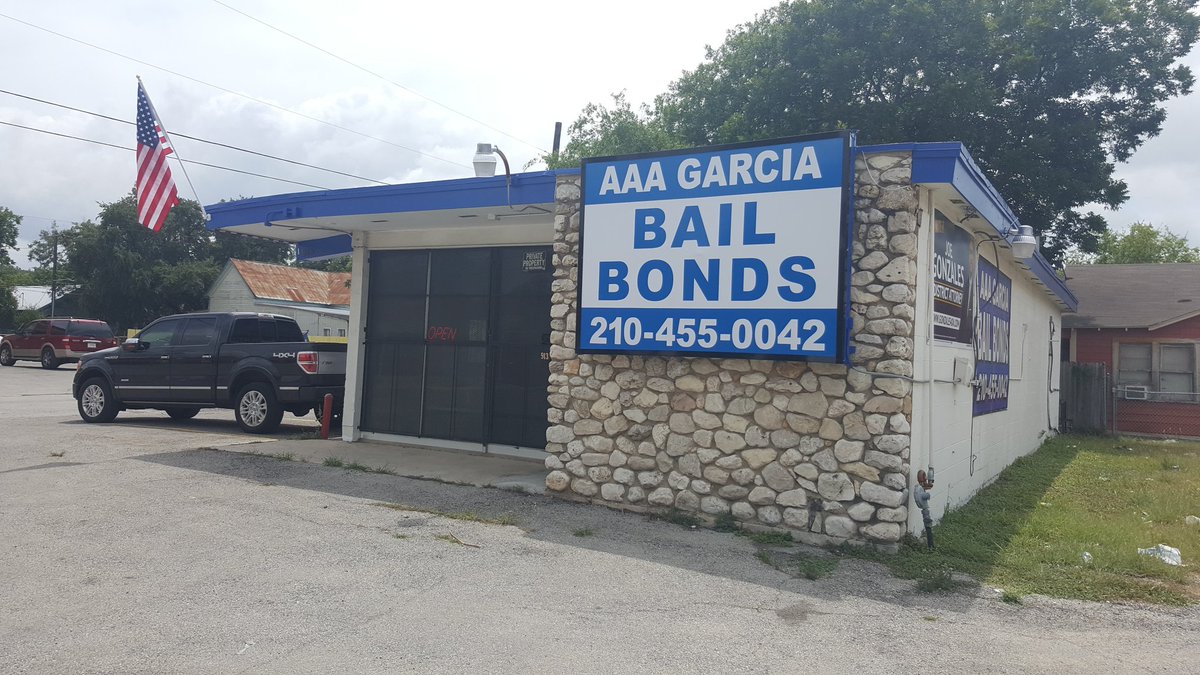BondsAaa's tweet photo. July SPECIAL'S.  Call us for FREE warrant checks.... 210.455.0042 https://t.co/pBnizpkhS6