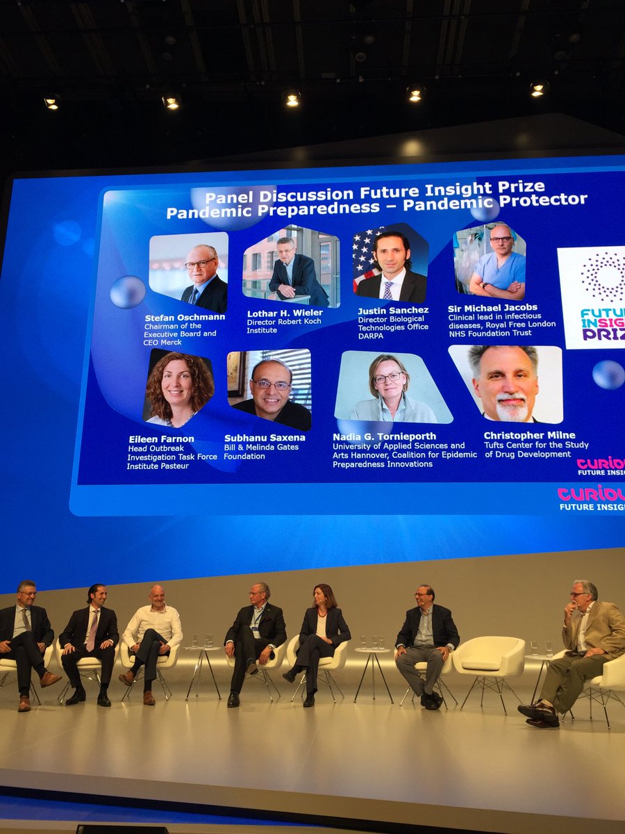 R_Freunscht's tweet photo. A highly prestigious panel of experts discuss at the #Curious2018 conference on the #futureinsightprize sponsored by @merckgroup
Merck spends 1,000,000 € per annum for the next 35 years to award sustainable innovation that significantly change our future https://t.co/Y39DbTO9eQ
