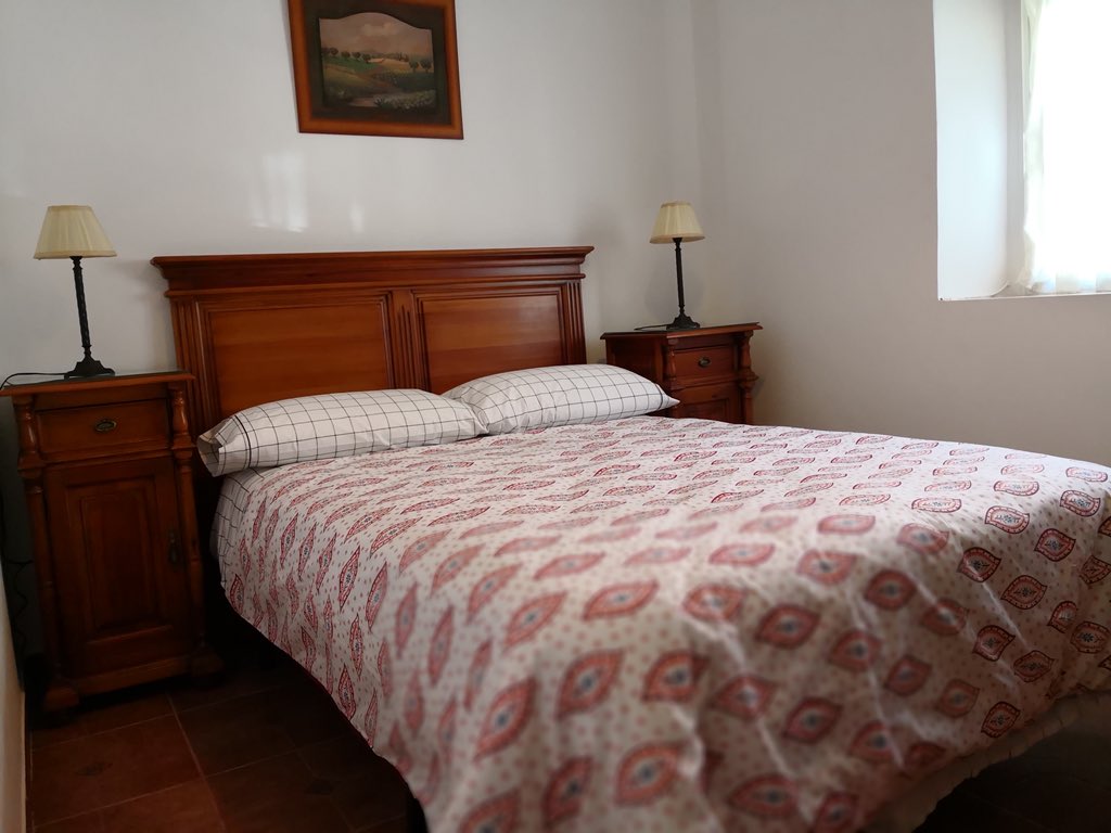 lifeinmalaga's tweet photo. Ven y relájate con amig@s a #málaga, mira que chulo y moderno este apartamento en pleno centro. El tiempo está ideal para salir a caminar, tapas tiendas, playas o simplemente perderte por la ciudad.
Búscalo en la bio en apartamento vacacionales. https://t.co/jlriWieE8T