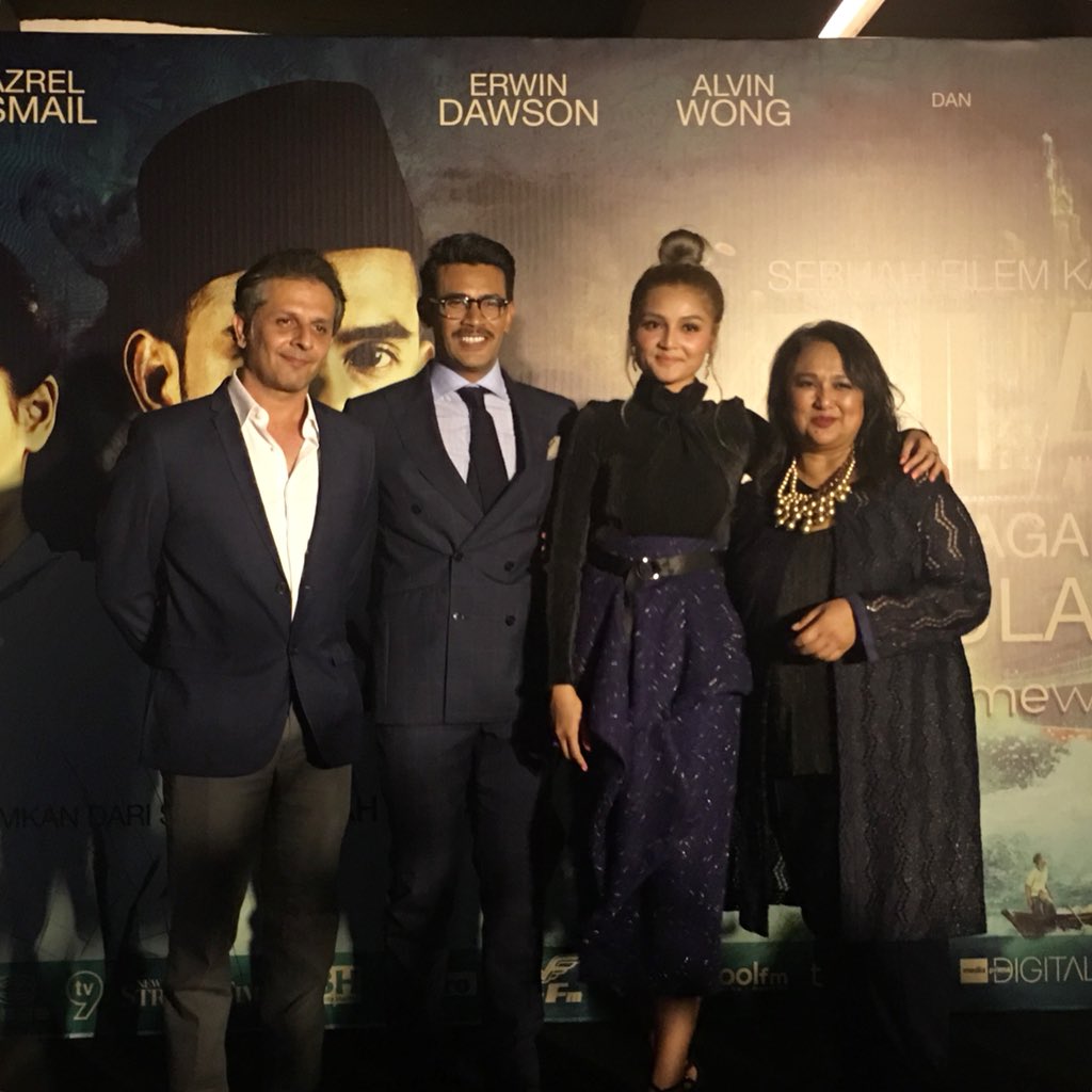 kool101my's tweet photo. Hero dan Heroin filem Pulang bersama pengarah filem ini saudara Khabir Bhatia #PulangTheMovie #KoolFMLiveUpdate https://t.co/n1DDltmEO9