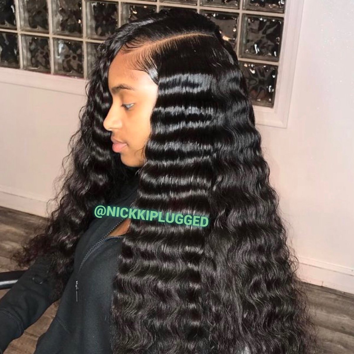 ট ইট র Nickkiplugged Sew In W Crimps For More