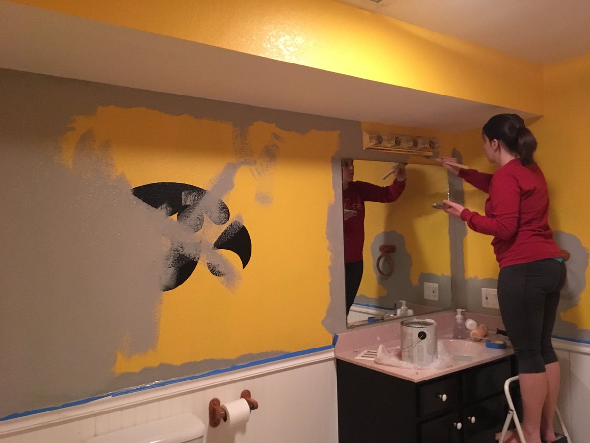 RGansen's tweet photo. Already making some home improvements #cyclONEnation #increasinghomevalue https://t.co/EanTOlP0Y1