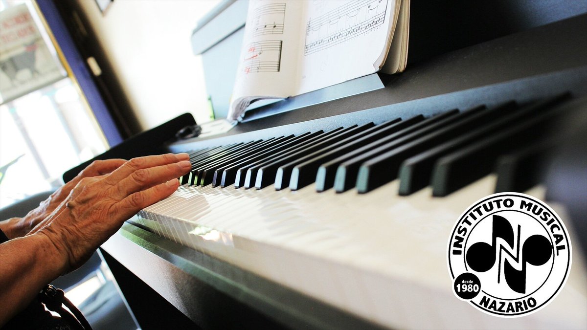 MusicalNazario's tweet photo. La práctica hace al maestro.
•
•
🎵 #music #love #keyboard #instagood #photooftheday  #goodmusic #instamusic #institutomusicalnazario #teacher #lessons #aprende #piano #FelizMartes https://t.co/mvqJcY5gc9