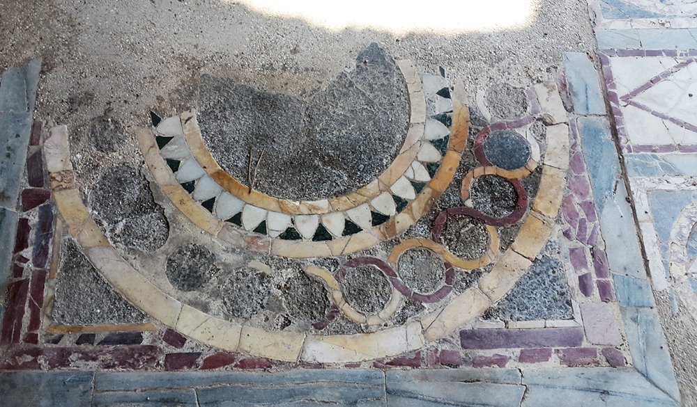 HistoryJouney's tweet photo. Some stunning floors in Opus sectile from Ostia Antica
#archaeology #marble #art #Rome #Domus https://t.co/P8Zu4e8U6k