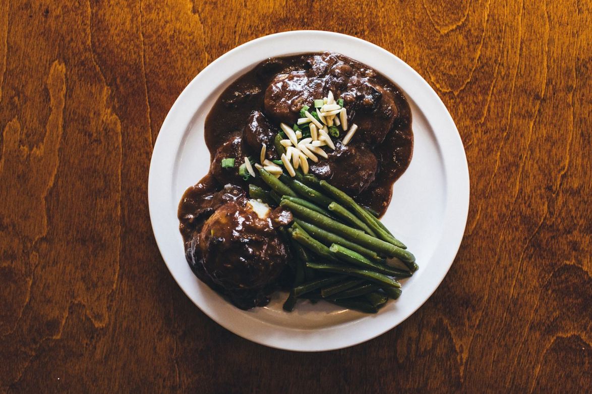 Clear heads, full stomachs.