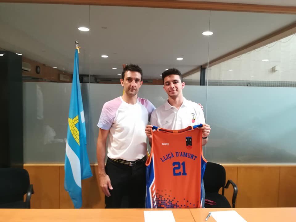 cbllicadamunt's tweet photo. El sènior A del CB Lliçà inicia un nou Projecte Esportiu a Copa Catalunya amb les màximes aspiracions.
RAMON ESPUÑA, HERNAN OLAGUIBE i GERARD BOGUNYÀ es sumen aquesta nova temporada
BENVINGUTS AL CB LLIÇÀ D'AMUNT, LA VOSTRA NOVA CASA.
AMUNT LLIKI!! https://t.co/20JJMNFR3f