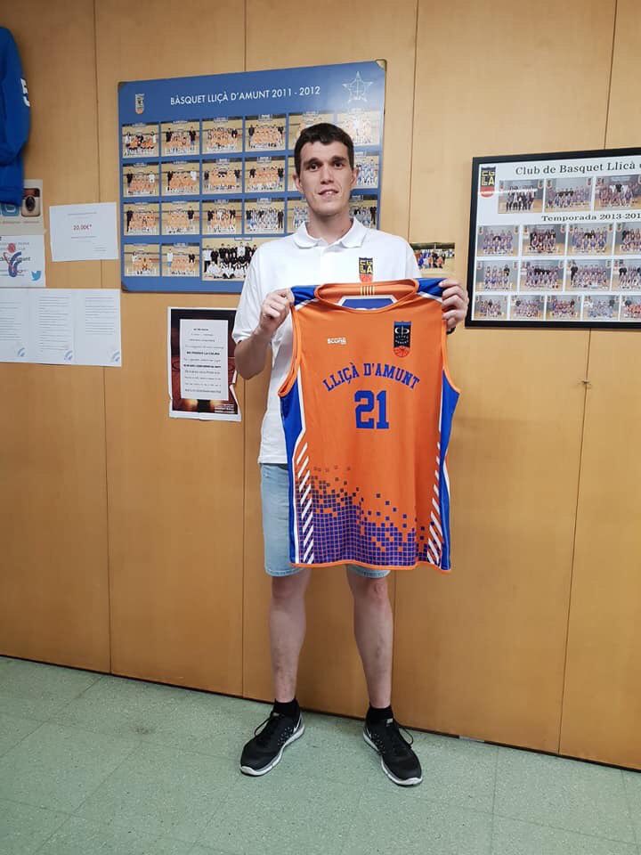 cbllicadamunt's tweet photo. El sènior A del CB Lliçà inicia un nou Projecte Esportiu a Copa Catalunya amb les màximes aspiracions.
RAMON ESPUÑA, HERNAN OLAGUIBE i GERARD BOGUNYÀ es sumen aquesta nova temporada
BENVINGUTS AL CB LLIÇÀ D'AMUNT, LA VOSTRA NOVA CASA.
AMUNT LLIKI!! https://t.co/20JJMNFR3f