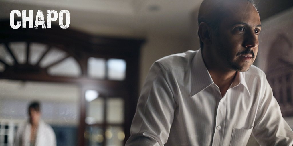 Un individuo bien equilibrado está loco de poder. #ElChapoTV