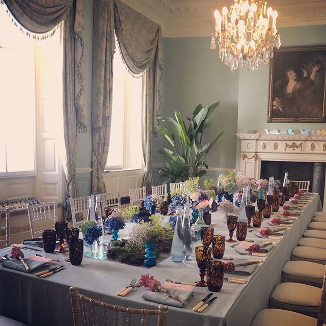 DartmouthHouse's tweet photo. A beautiful summery set up for a recent product launch in our Small Drawing Room #finishingtouches #details #tablesetup #placesetting #tableinspiration #mayfair #dartmouthhouse #toptiptuesday #tuesdaytreat #uniquevenue #londonevent #productlaunch #eventprofs #londonvenue #lu… https://t.co/ugF3g1Fl9u