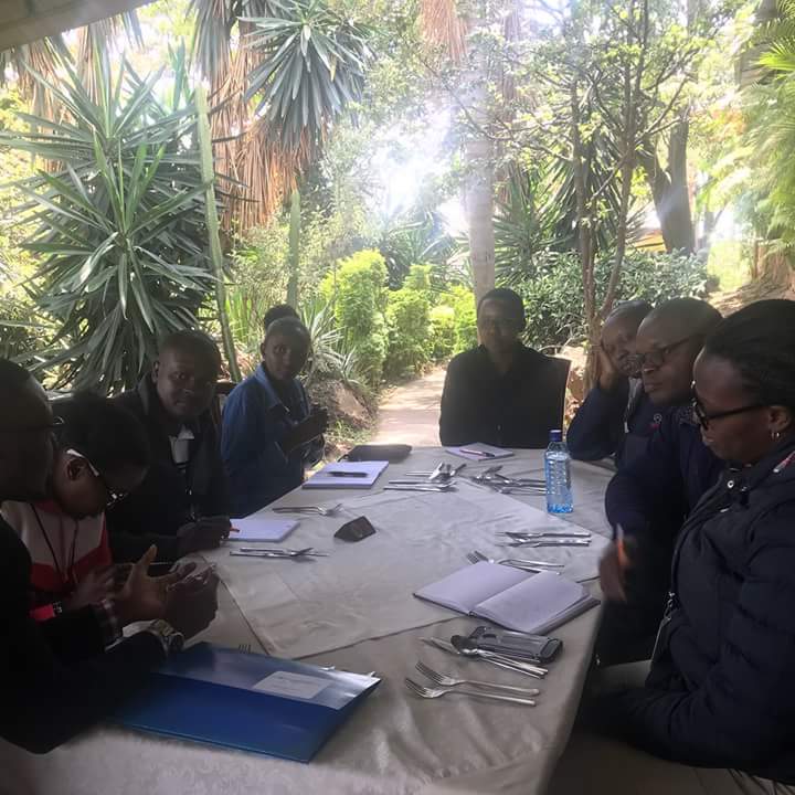 Agevy's tweet photo. Group discussion during the #kinshipregionalworkshopkenya @KinshipFellows @WakonyoMuniale https://t.co/5bNcfvhpgc