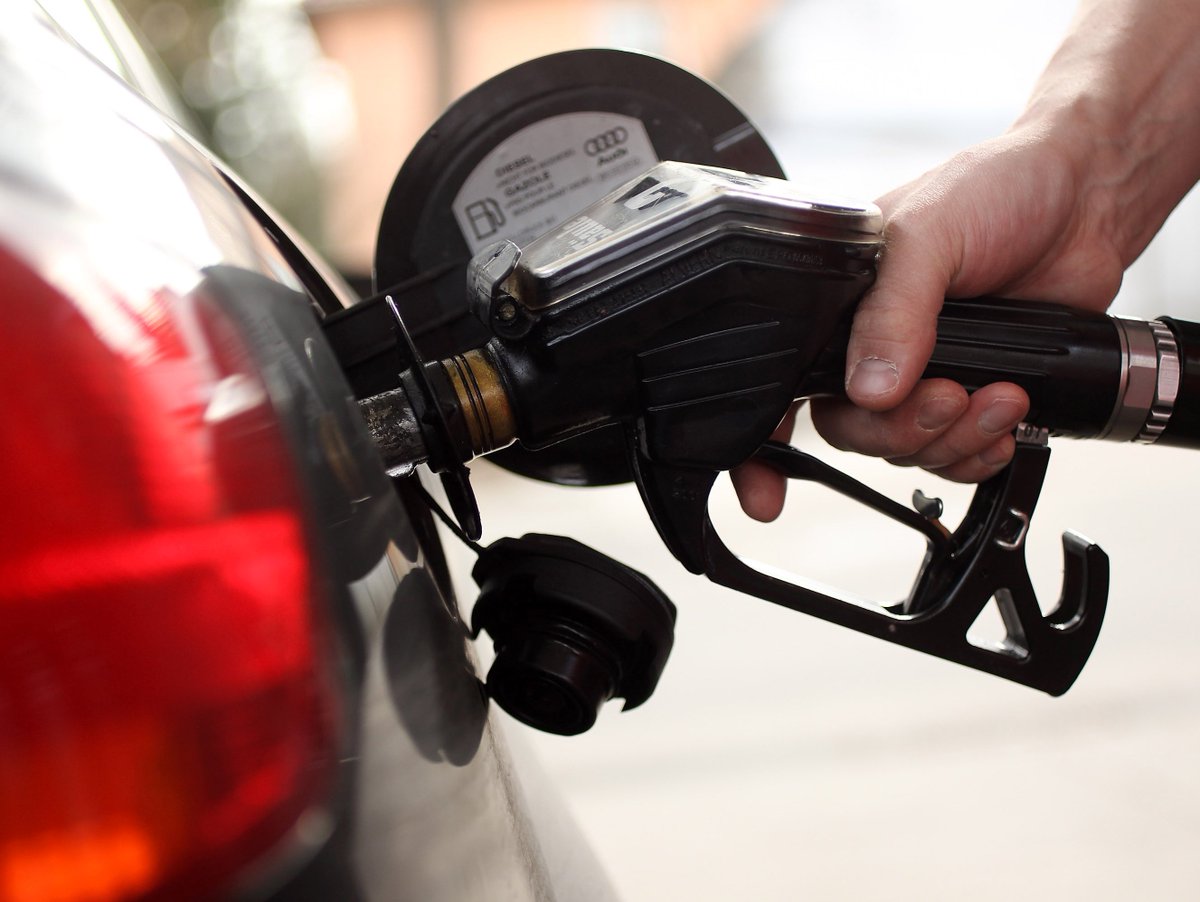 US may use oil reserve to lower #gasoline prices okt.to/JYGl1e #oilandgas