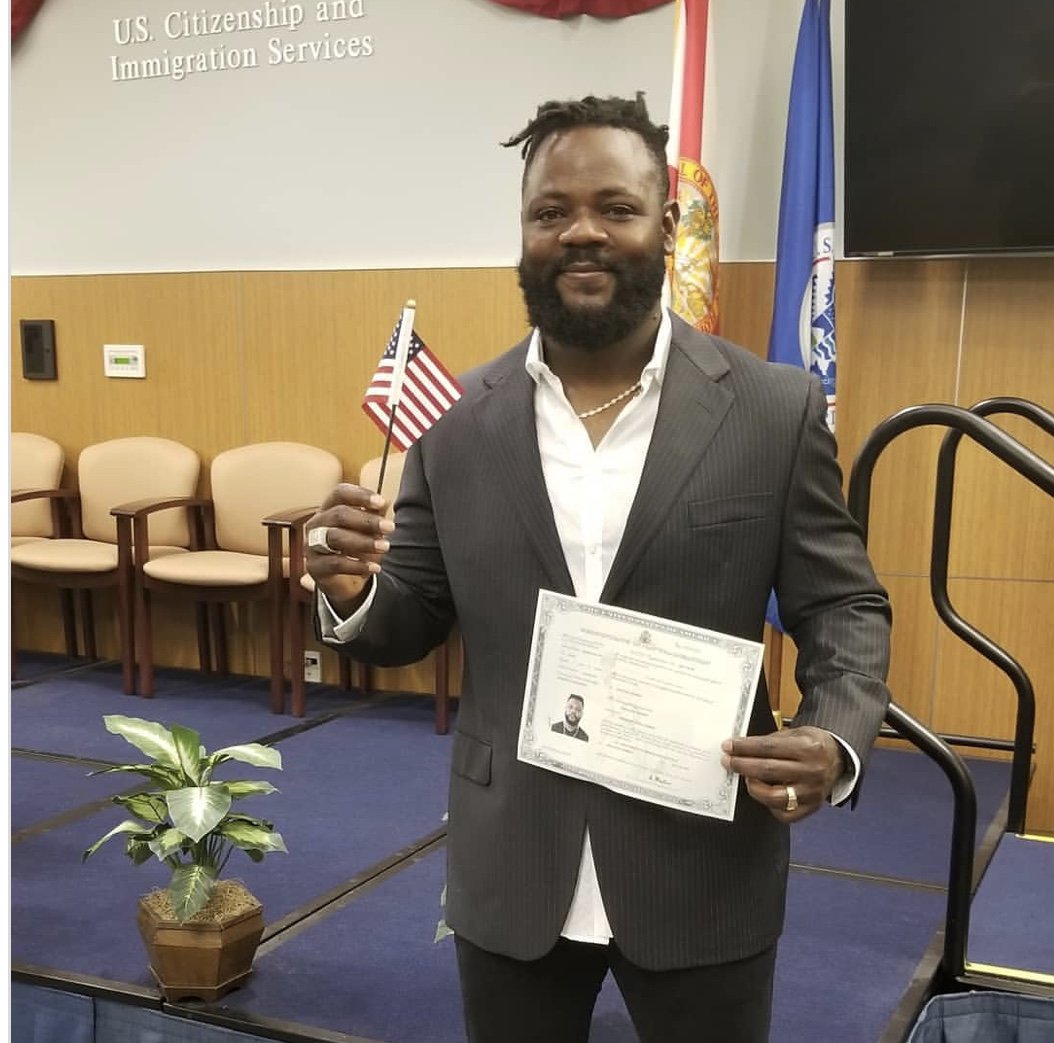 19 years in this wonderful country, I'm blessed to say that I'm a US Citizen Thanks to everyone who has been with me thru the process, Thanks to @twins for allowing me to catch my flight early and thanks to the <a href="/tigers/">Detroit Tigers</a> who made this dream possible 19 yrs ago #DominicanAmerican 🏹