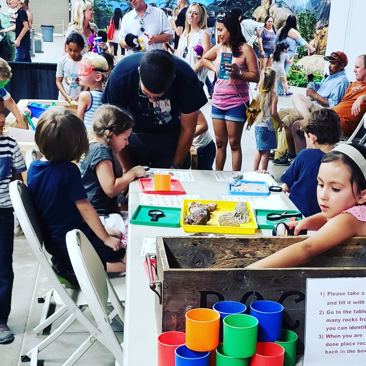 Your_Innovation's tweet photo. 700,000 people have now visited #innovationstation Full S.T.E.A.M. ahead!!!! https://t.co/uSF4urguT3