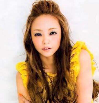 テルウミ على تويتر 一般人の方が時々誤解しておられること 今現在一般人がリーゼントと勘違いしているところは ポンパドゥール というまったく違うもの 本当のリーゼントは1枚目 2枚目の通り画像の通り ちなみにポンパドゥールは女性がたまにやってるこの髪型 3