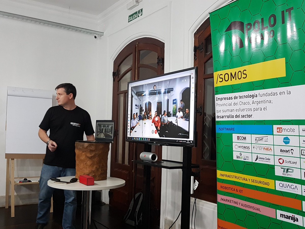 Charla de <a href="/marianominoli/">Mariano Minoli</a> sobre su experiencia en #TechCrunch! Organizada por el <a href="/poloITChaco/">Polo IT Chaco</a> en @laturbinacowork