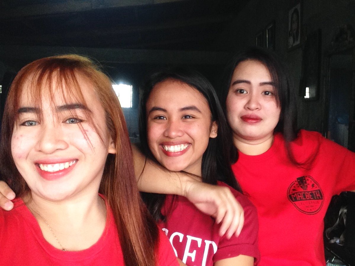 ikay_dimailih's tweet photo. 😕💋 https://t.co/P56SeTqxg8