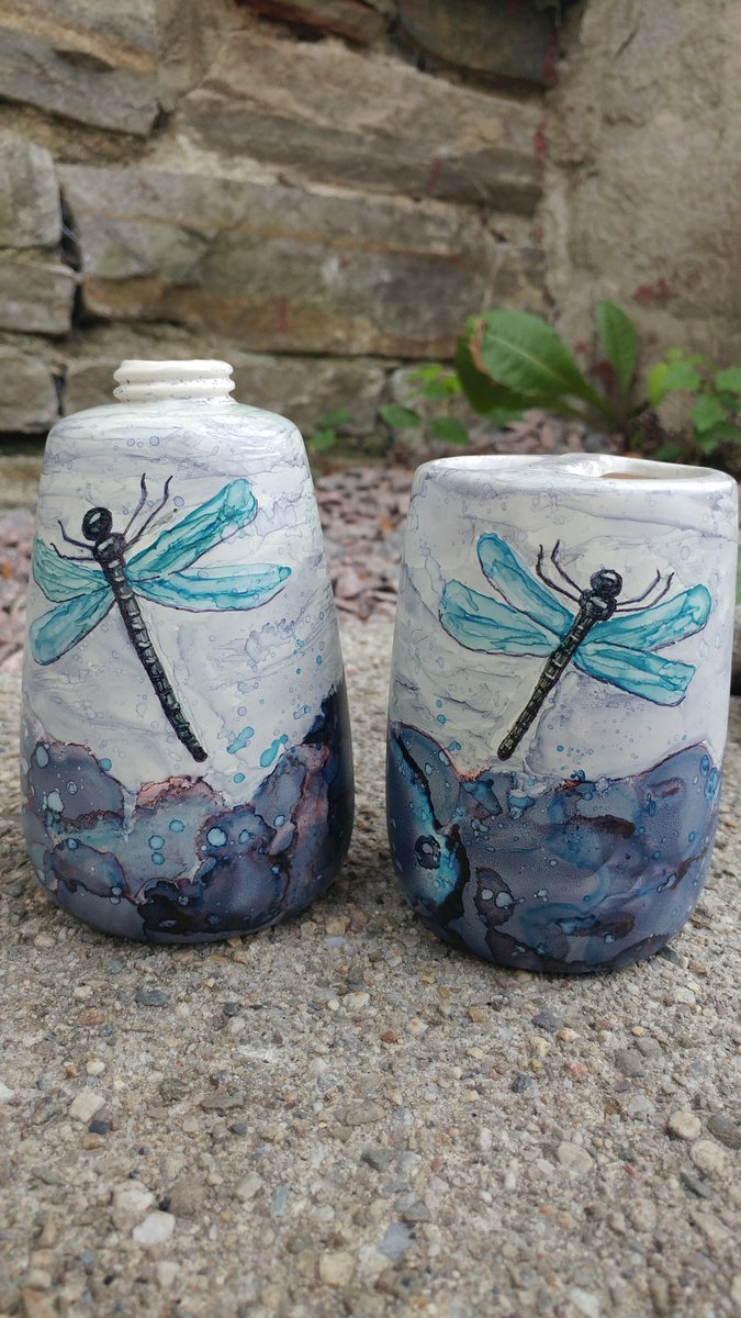 MrsPcroteau's tweet photo. Dragonflies https://t.co/RivKx8v8ma