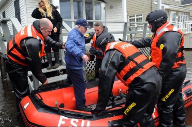 An internet fast lane for 1st responders? bit.ly/2sAcQeE <a href="/jbowles/">Jerry Bowles</a> gives an interesting insight into how this could be achieved