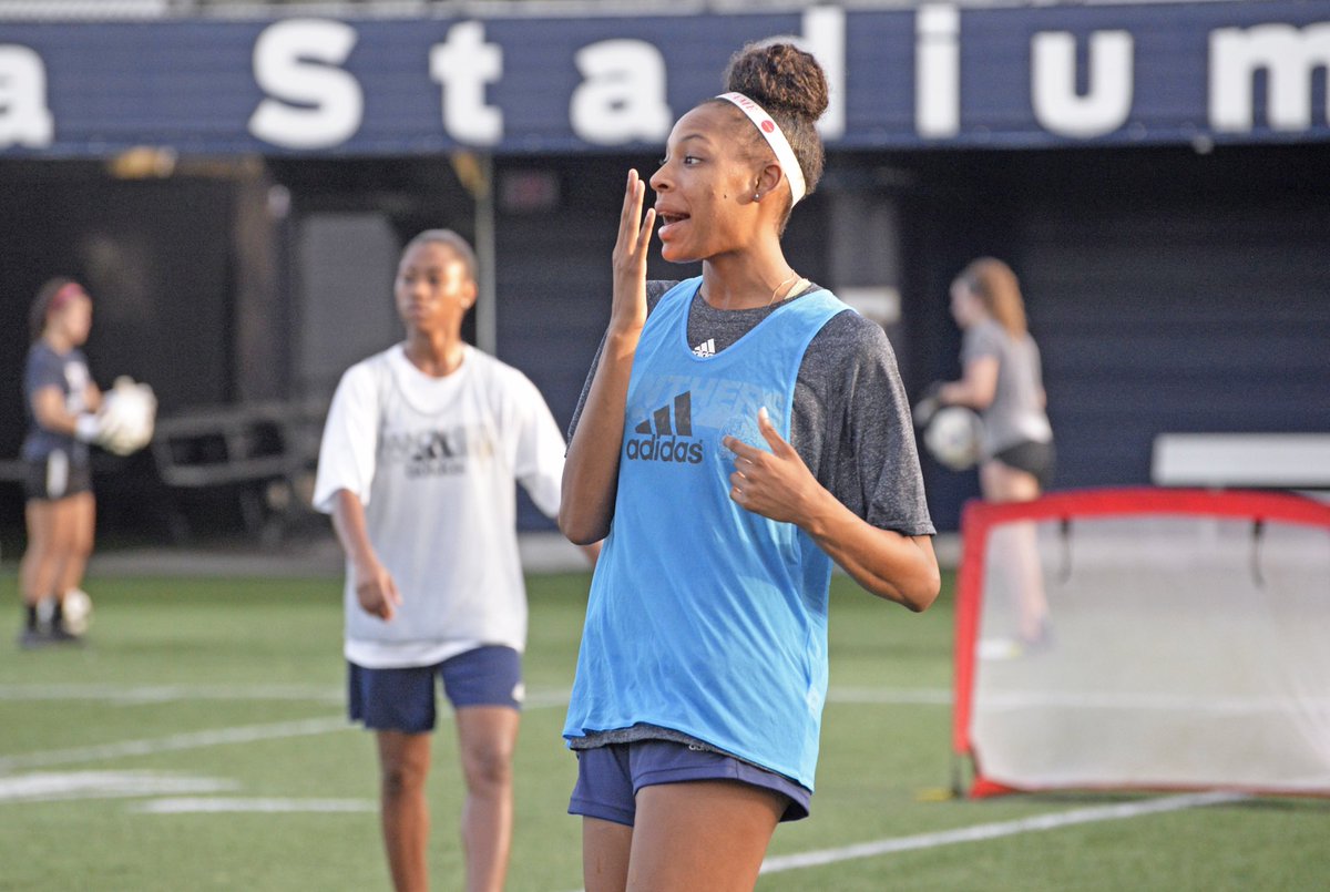 FIUWSoccer's tweet photo. We’re in mid-season form for #WorldEmojiiDay! ✋👏🤭😒 

#PawsUp 🐾 https://t.co/lNBEeJjnbu