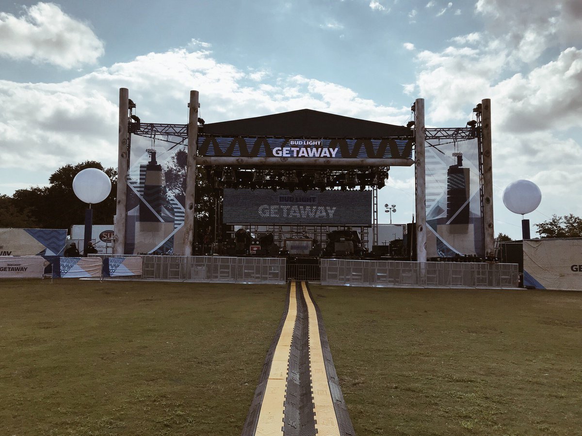 VOX Productions tweet media