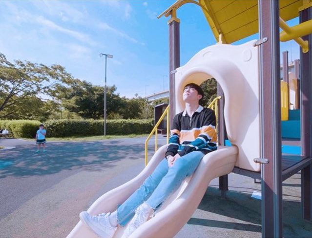 ShineInners's tweet photo. Lee Taeyeong (이태영)
1998.04.16
Dancer &amp; Vocal

Instagram: @dlx_od 
Twitter: @LTYeong
Facebook: https://t.co/OTAaubq9cl https://t.co/WnZhgwWAVY
