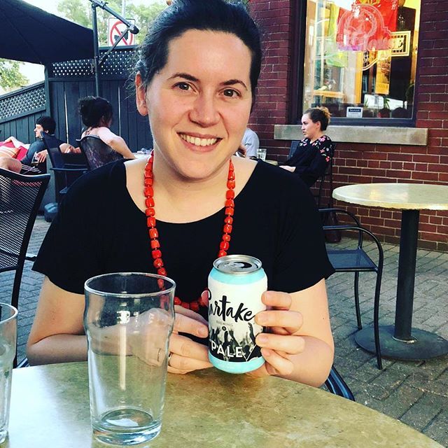 DrinkPartake's tweet photo. Enjoying a patio beer 🍺😎@adarkhorsepub 🐎#nonalcoholicbeer #torontobeer #torontocraftbeer #bloorwestvillage #lowcalorie #craftbrew #ipa #paleale #realpeopledrinkinggreatbeer #whyipartake #whereipartake #ipartake https://t.co/1En0ChsL9B https://t.co/nZtASANaII