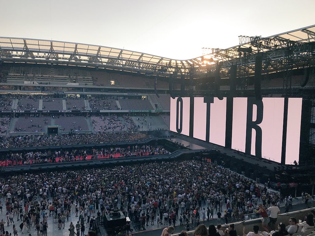 AllianzRiviera's tweet photo. Quelle ambiance ce soir à l’@AllianzRiviera pour le concert #OTRII ! 😍 Une soirée de folie au programme ! 👌 #OTRALLIANZRIVIERA #AllianzRiviera #Nice #Concert https://t.co/L5FZqdub2R