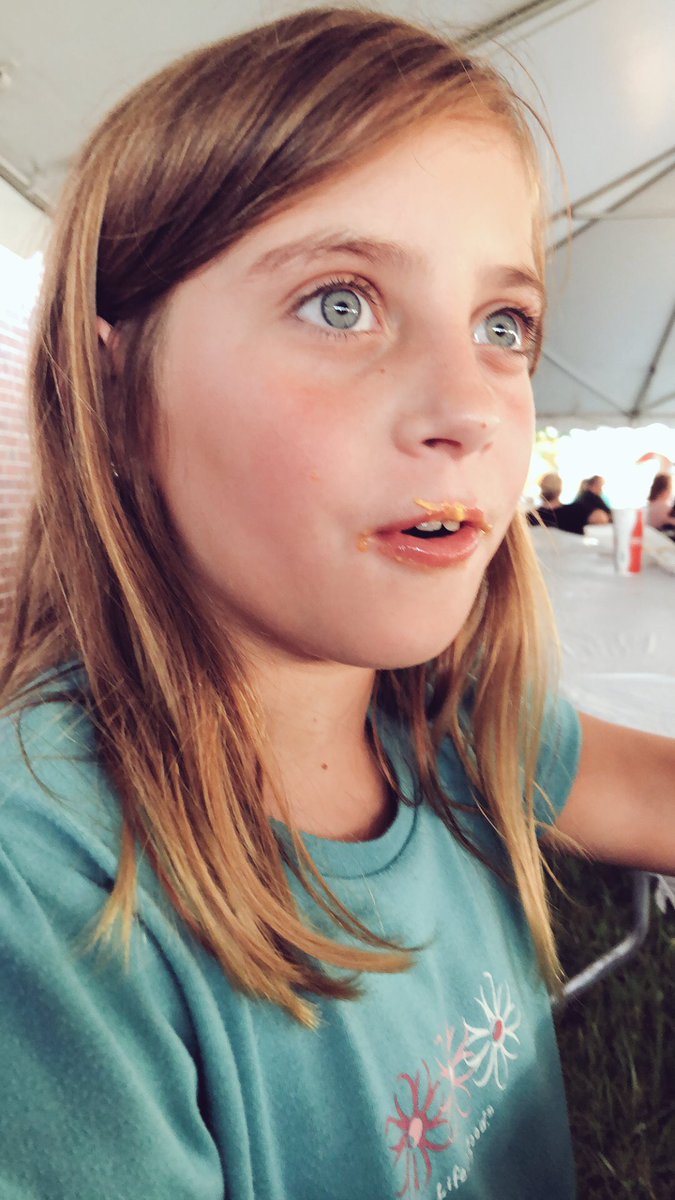 KelseyEliza2's tweet photo. Love this baby girl!!! #welovenachos #ACfair https://t.co/IhuFBRnVNE