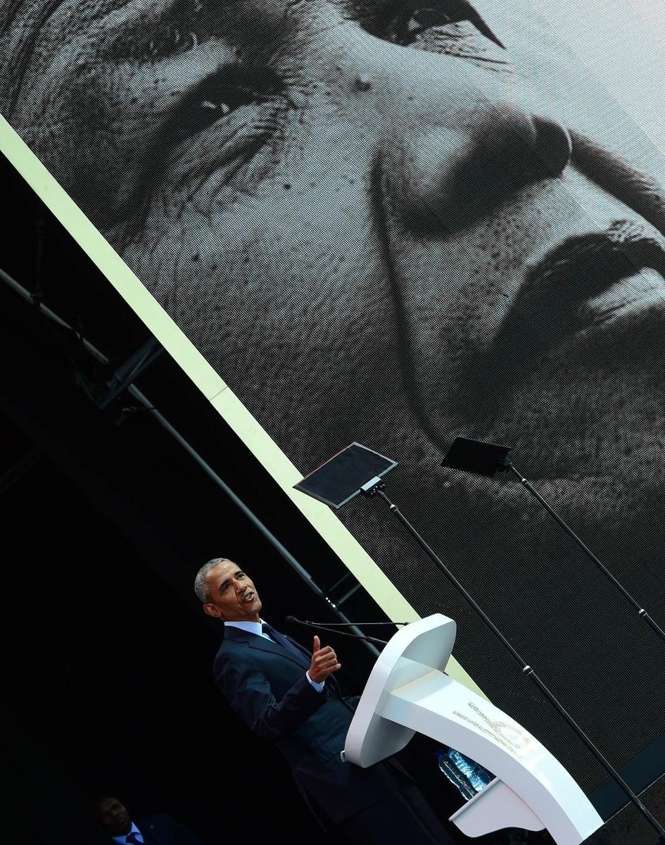 SAgovnews's tweet photo. [MORE PICS] #MandelaLecture #NMAL2018 #ObamaInSA #Mandela100 @PresidencyZA @CyrilRamaphosa @BarackObama https://t.co/I7ggJQRjoG