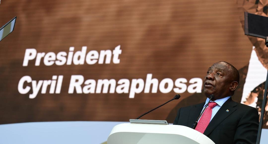 SAgovnews's tweet photo. [PICS] #MandelaLecture #NMAL2018 #ObamaInSA #Mandela100 @PresidencyZA @CyrilRamaphosa https://t.co/GeuohyLL8x