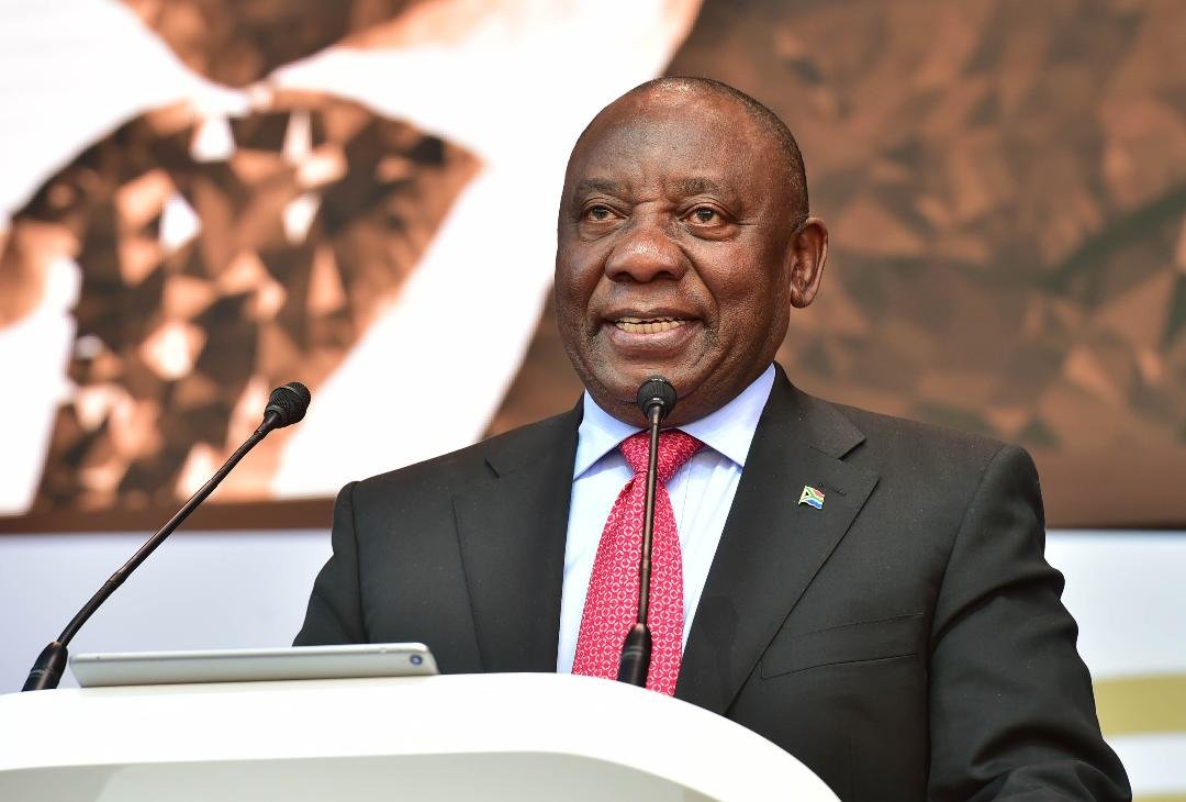 SAgovnews's tweet photo. [PICS] #MandelaLecture #NMAL2018 #ObamaInSA #Mandela100 @PresidencyZA @CyrilRamaphosa https://t.co/GeuohyLL8x