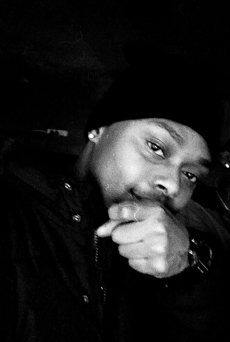 RUBBERBVNDGVNG's tweet photo. Do not forget to tune into MTV Base, Channel 322 on your DSTV at 21:30
@reece_youngking 

Cc @MTVBaseAfrica @PearlThusi 

#BehindTheStory #TWC #TWCTheGov 🏛 https://t.co/H96qgA8Eve