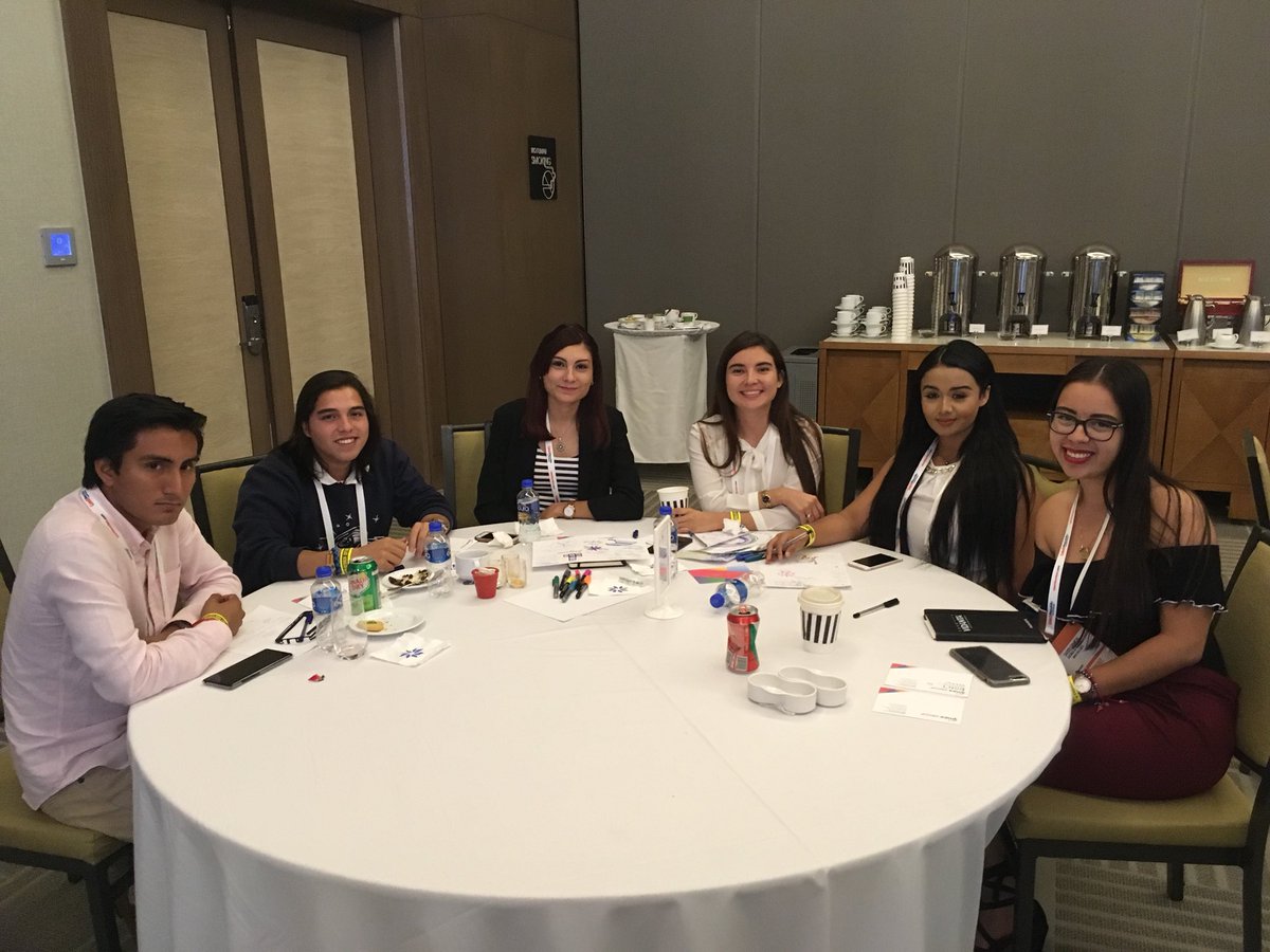 IMEXSarah's tweet photo. Young creative minds #FutureLeaders of #WMForum18 https://t.co/fQwDwREkbQ