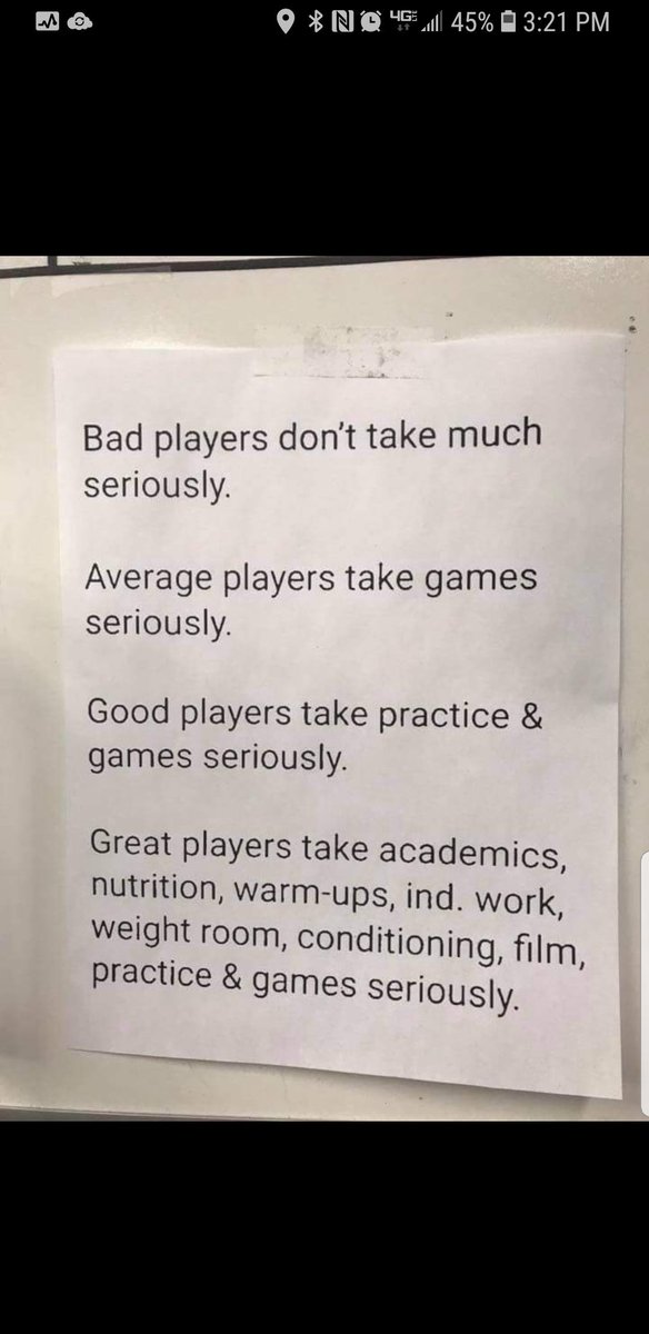 CoachTsolo's tweet image. 🤨its football season!!!