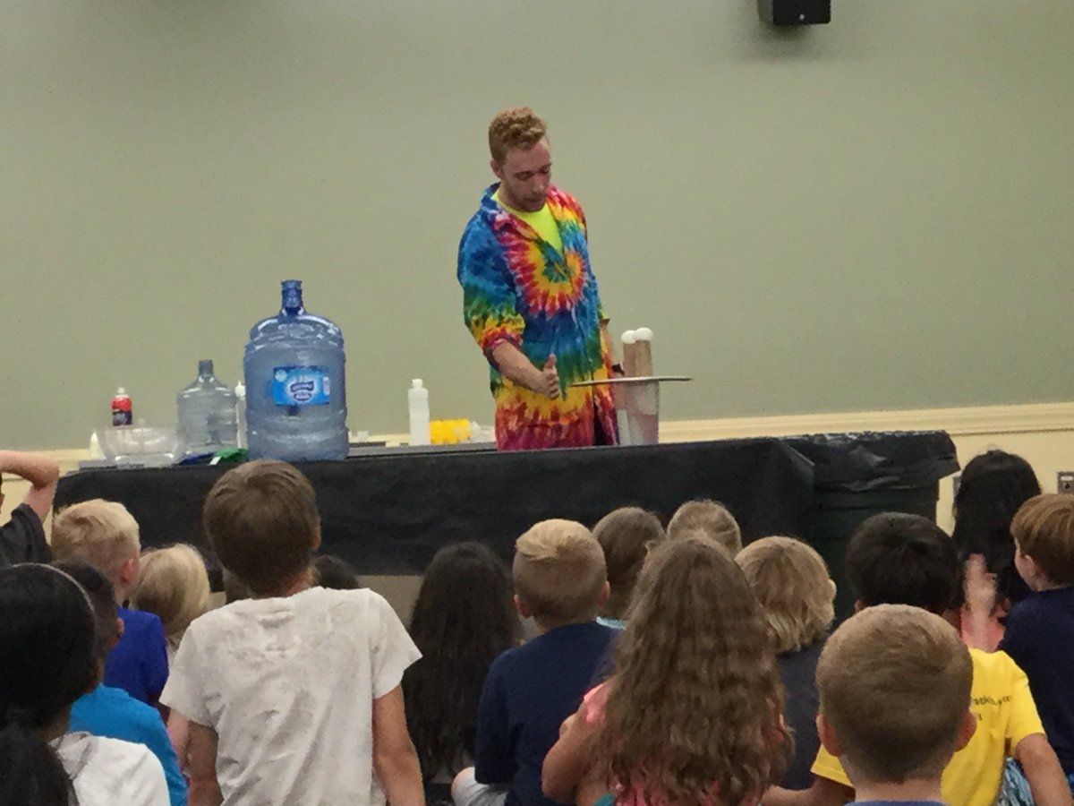 FairfieldPubLib's tweet photo. Last week we had a great #ScienceTellers program at Main Library. Thank you to all who attended! https://t.co/YnefeGeiPt